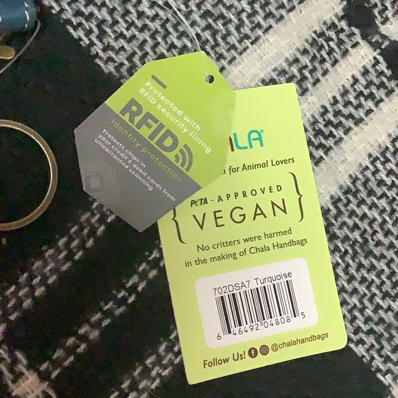 Chala nylon & vegan leather floral crossbody purse - Picture 8 of 10